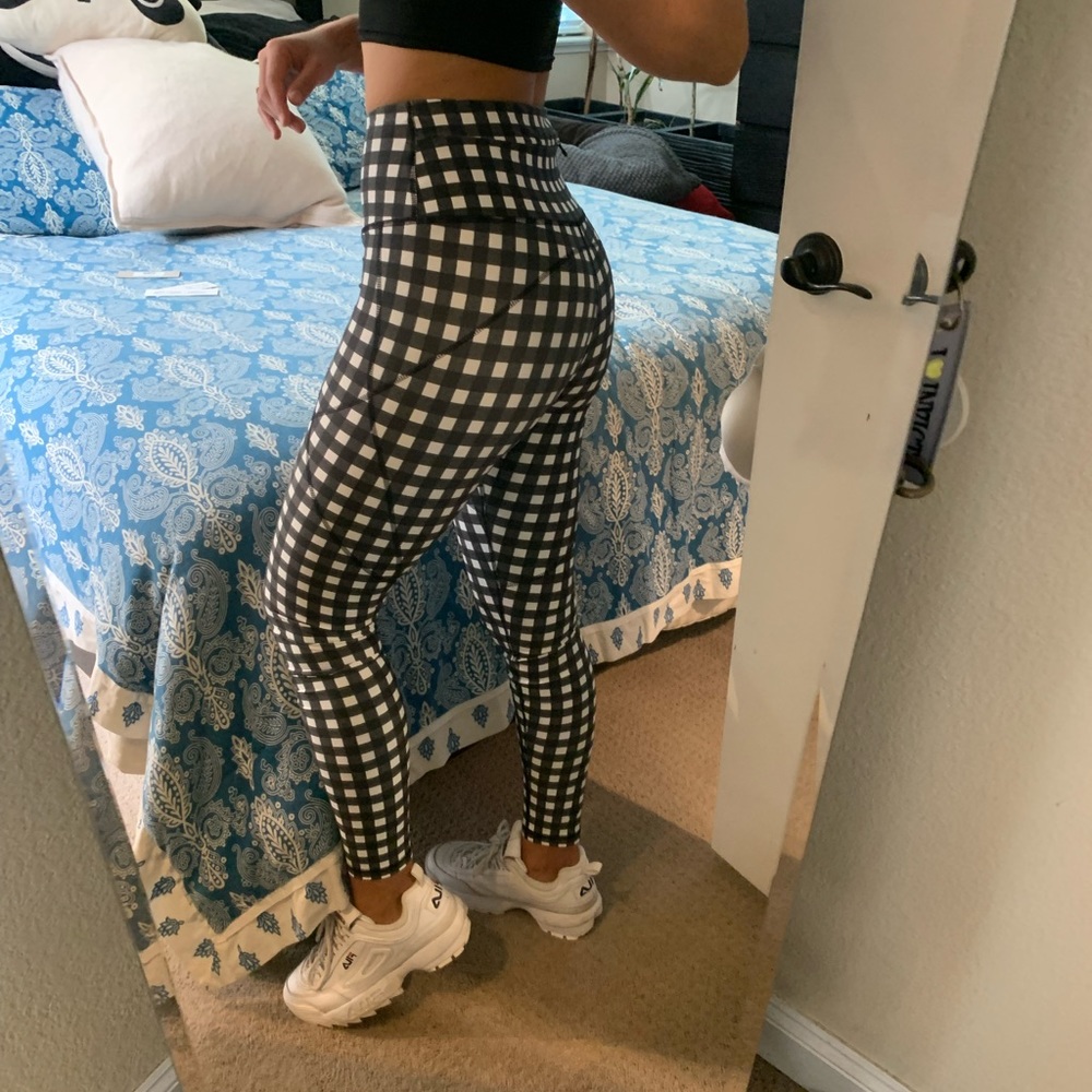 EUC Albion Gingham High Waist Stride Legging